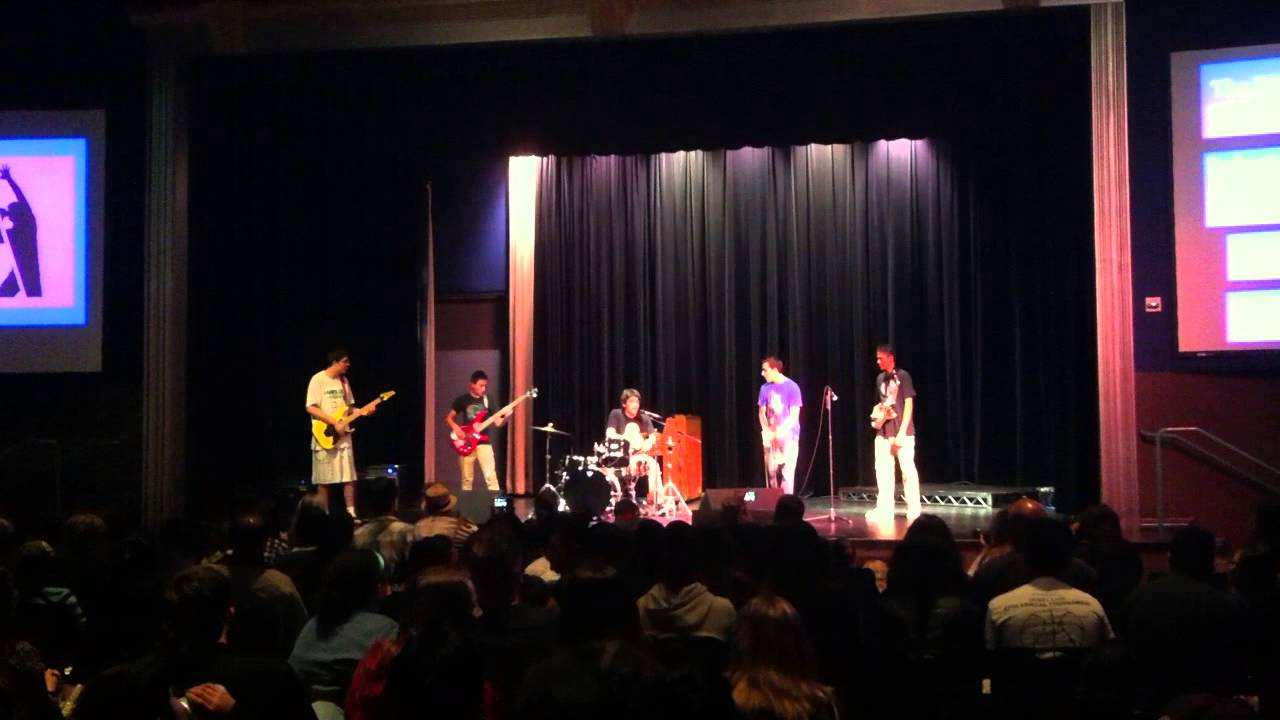 Riff Raff Giraffe Talent Show 2012