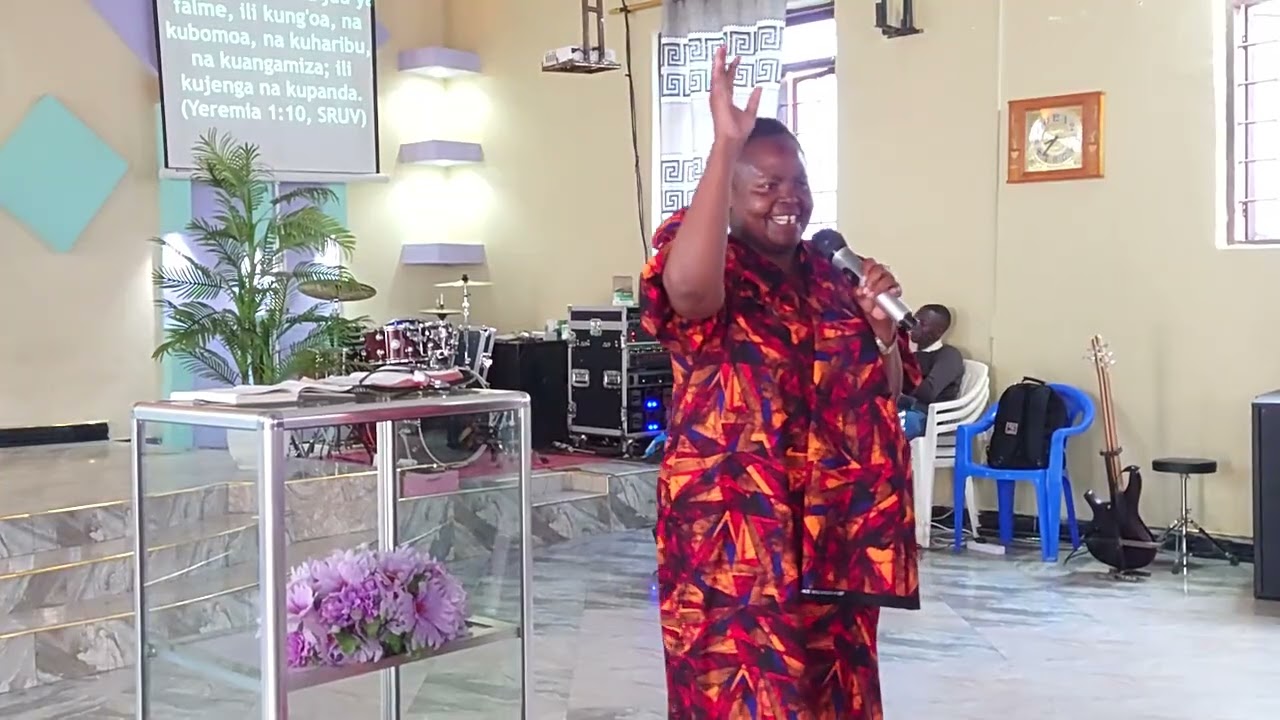 IBADA YA LEO SOMO:WITO WA MUNGU KWA MKRISTO.                                    Mch.Peresi Mwakasaka