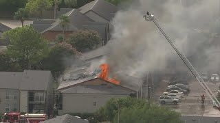 West Houston apartment fire damages 12 units, no injuries reported