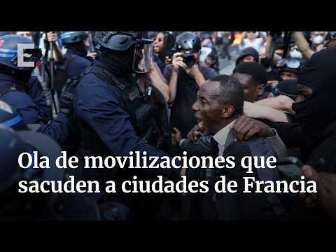 French Mayor acts as human shield to protect students during protest