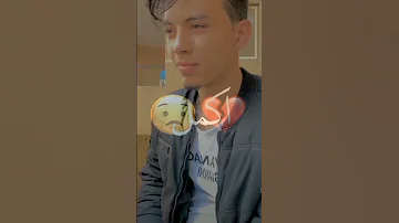 قاعد لوحدى بكلم نفسي 