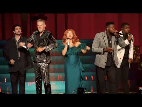 Pentatonix - 12 Days of Christmas (Live from The Evergreen Experience)