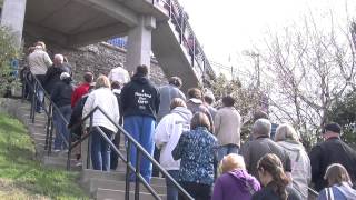 Family 'prays the steps' in Mount Adams as way to display faith in God, love for son who can't walk