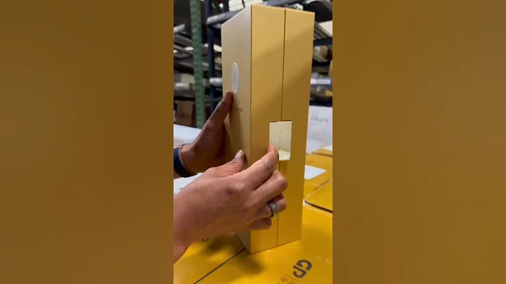 Cristal Champagne Unboxing (Louis Roederer Cristal...