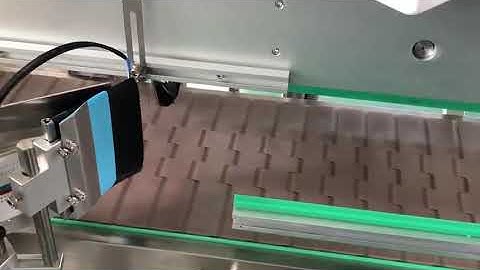 Automatic Carton Box Labeling Machine On Top Surface