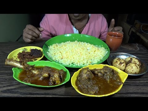 Eating Spicy Mutton Leg Curry, Chicken Curry, Egg Kasha, Prawn Vada & Polao - Eating Show