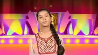 संविधानाचे पुस्तक हातात.... भीमराव बसलाय रथात