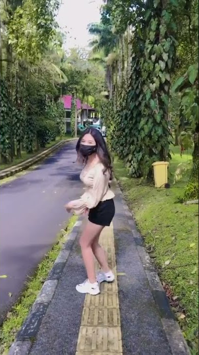 STORY WA MENTAHAN HALU JALAN JALAN SAMA CEWEK. BUAT PRANK TEMEN, MANASIN MANTAN.