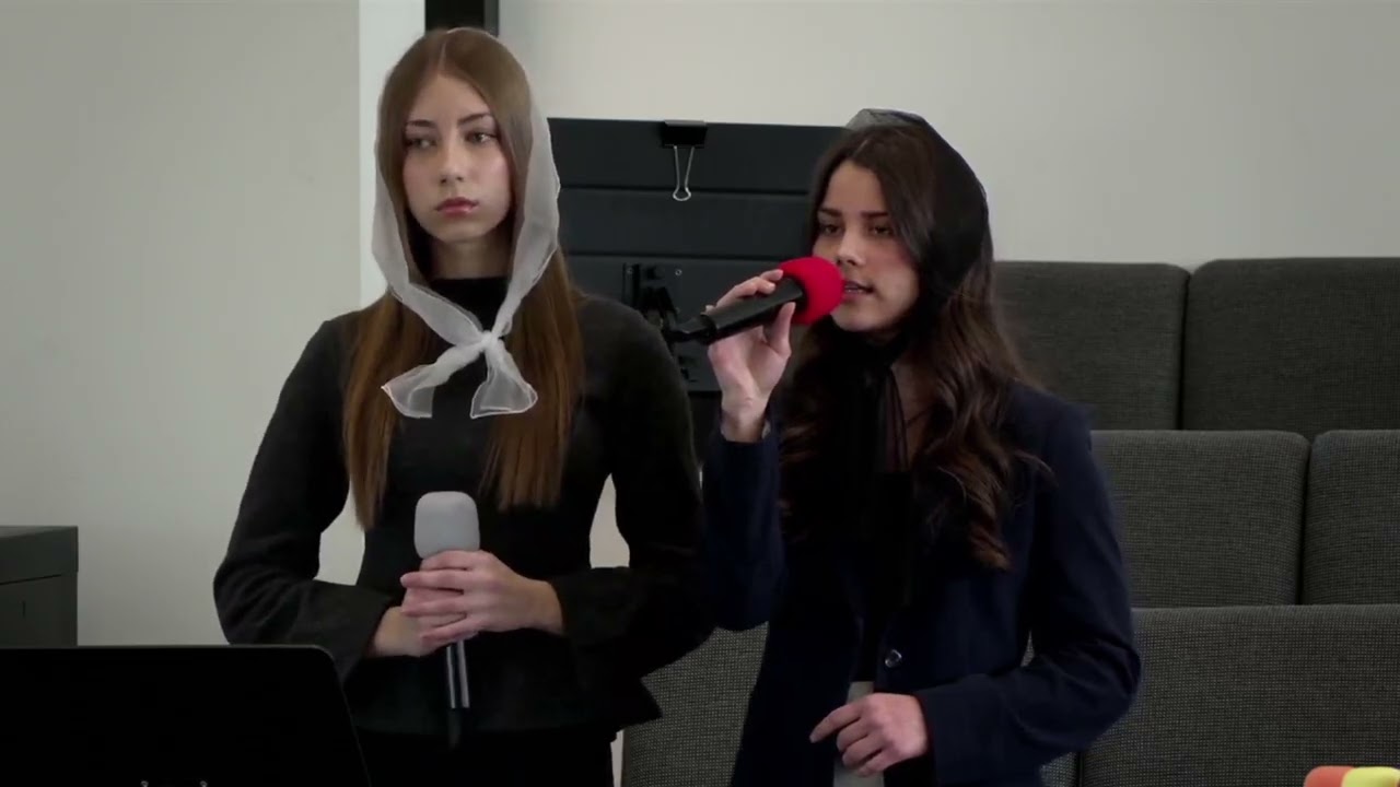 Если кажется, что всё вокруг потеряно — дуэт