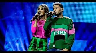 Steun voor Suzan & Freek: 'Lichtje Branden' wordt massaal gedraaid op Nederlandse radiostations Steun voor Suzan & Freek: 'Lichtje Branden' wordt massaal gedraaid op Nederlandse radiostations