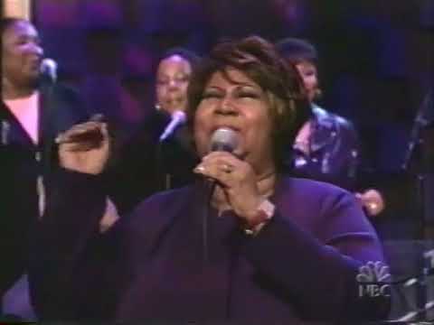 Aretha Franklin Performs "Freeway of Love" - 3/27/2002