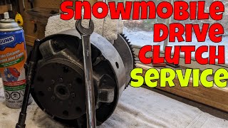 I show you a Skidoo Primary clutch service on a 2005 GTX 500ss.