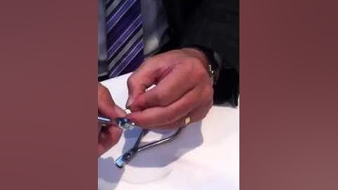 Placing anterior torque in an archwire