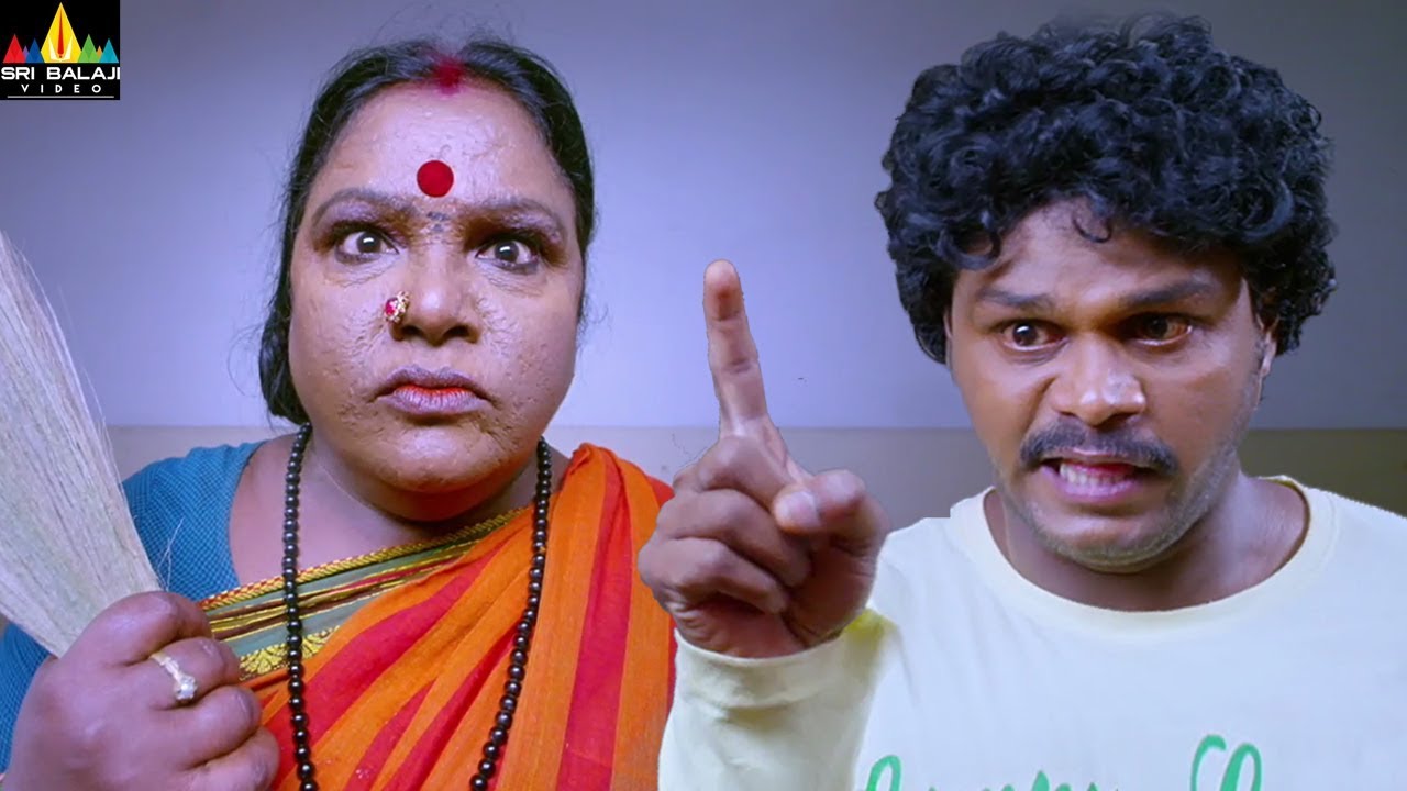 ⁣Sapthagiri funny fight with ladies | Lovers Movie Comedy | Tejaswi Madivada | Sri Balaji Video