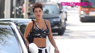 Nicole Murphy Shows Off Her Toned Figure While Out To Lunch With A Friend At Lemonade 8.23.17