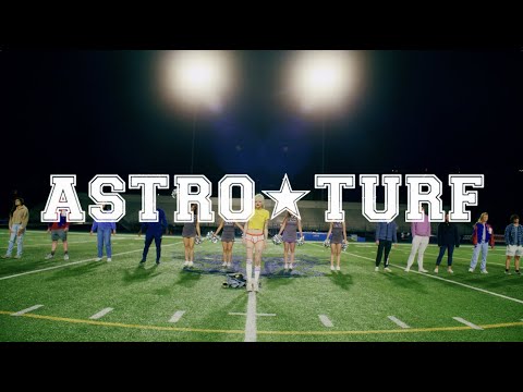 Video: AstroTurf nədən hazırlanır?