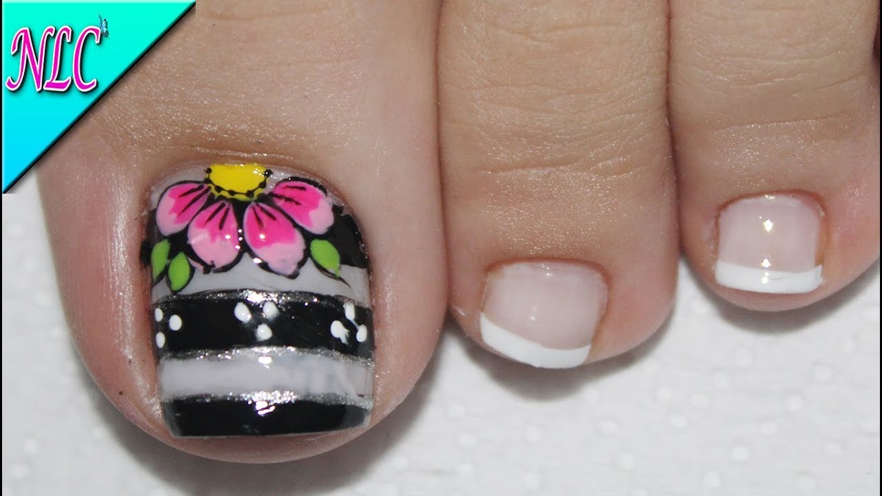 ♥DISEÑO DE UÑAS PARA PIES FLOR BLANCO Y NEGRO ¡MUY FÁCIL ...