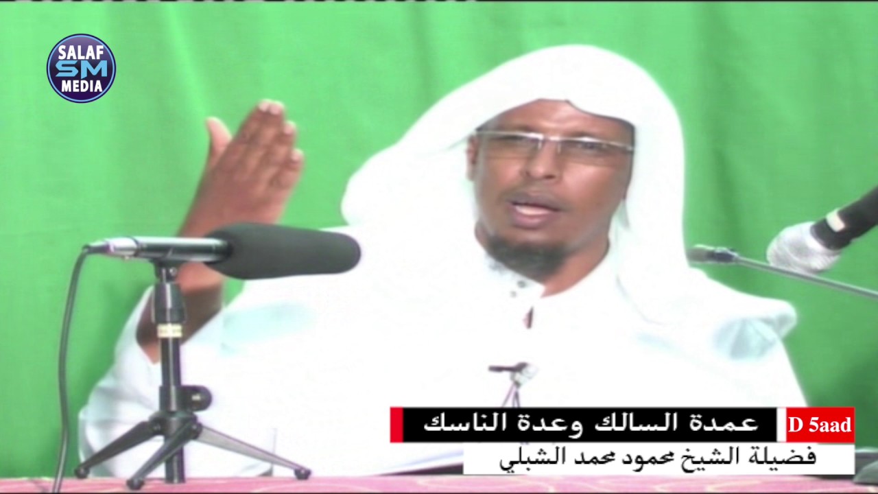 Sportchi yalangoch qizlarning fotosuratlari