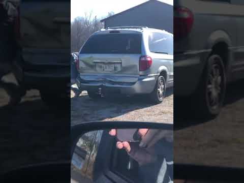 Rooster Attacks Woman Trying to Get Into her Car - 1185052  #shorts