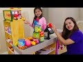 Emma Va A La Tienda Supermercado Y Se Divierte Jugando Compras De Supermercado JUGUETE