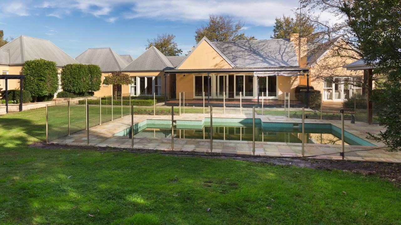 OpenHouseTours video for 12-14 Caserta Drive, Berwick presented by Berwick Harcourts