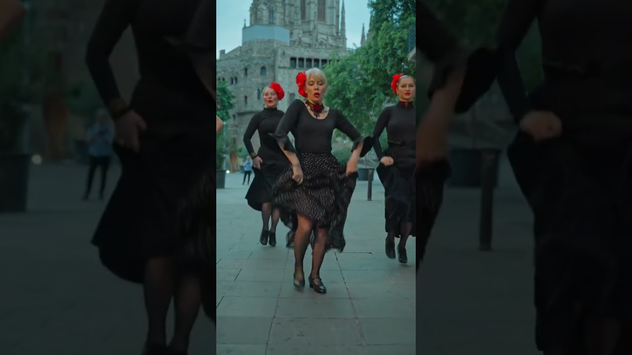 Practice Flamenco & Oud Blending Two Worlds at Street Barcelona  