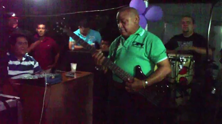 LAO YAGUAS EN EL BAJO Y JOSE MANUEL YAGUAS INTERPR...