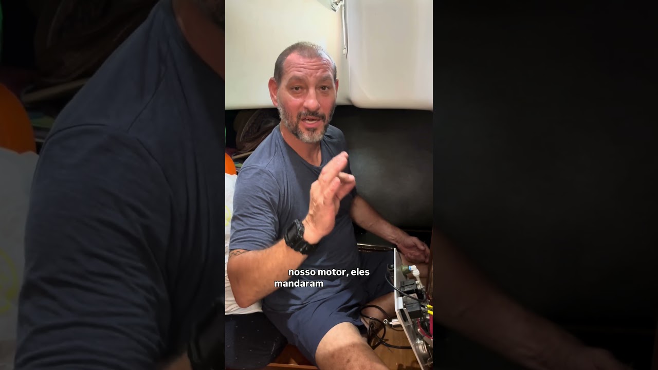 ⁣Water maker parou de funcionar e nós não acreditamos no que encontramos
