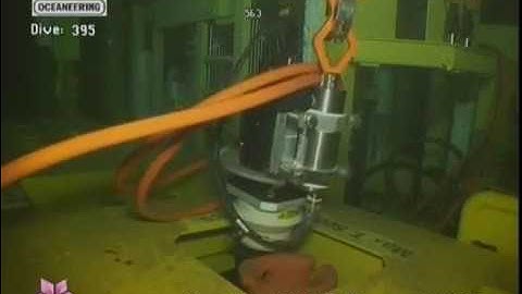 Subsea installation of ClampOn Battery / Data-logger for Vibration Monitoring