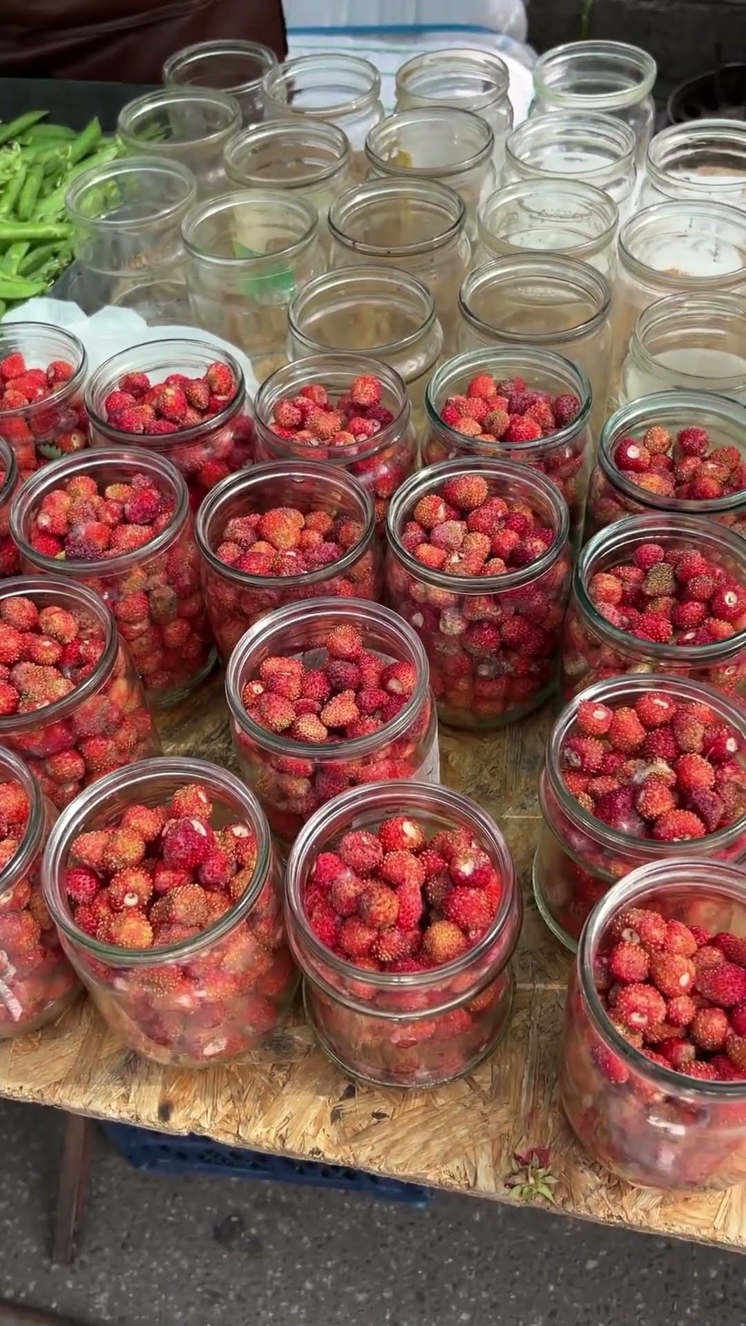 Wild strawberries almost for free - YouTube