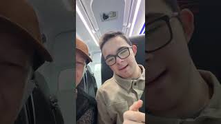 Hoy ha tocado viajar en ambulancia revisión médica