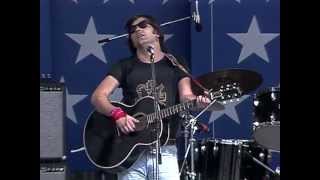 Steve Earle - My Old Friend The Blues (Live at Farm Aid 1986) chords