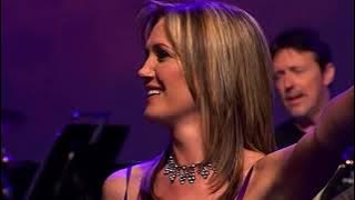 Theuns Jordaan & Juanita du Plessis - Golden Oldie Medley 'LIVE' (2007)