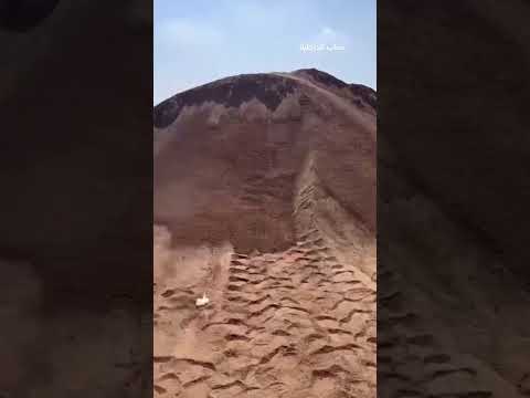 قوات الأمن البيئي بمنطقة المدينة المنورة تضبط مخالف لنظام البيئة يستغل الرواسب