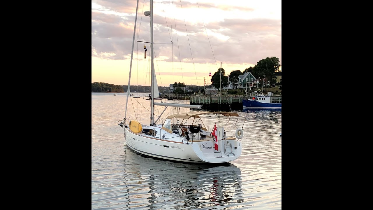 TWIN HELM! 2009 BENETEAU 40. TWO STATEROOM LAYOUT IN EXCELLENT CONDITION