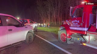 Three-vehicle fatal crash shuts down State Highway 62 at Jasper–Newton county line