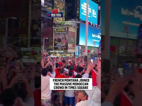 The Moroccan-American rapper was taking in the ELITE vibes in Times Square last night 🇲🇦