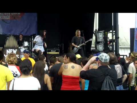 New Years Day "lets get dead" "bloody mess" Ventura Warped Tour 2010