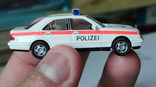 Wiking Mercedes Benz E 230 (Polizei) 1:87