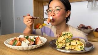 Thumbnail image for Qué Como en 1 DÍA 🤤 | Onigiris, Pastel de Fresas y Nata, Burrito de Pollo...