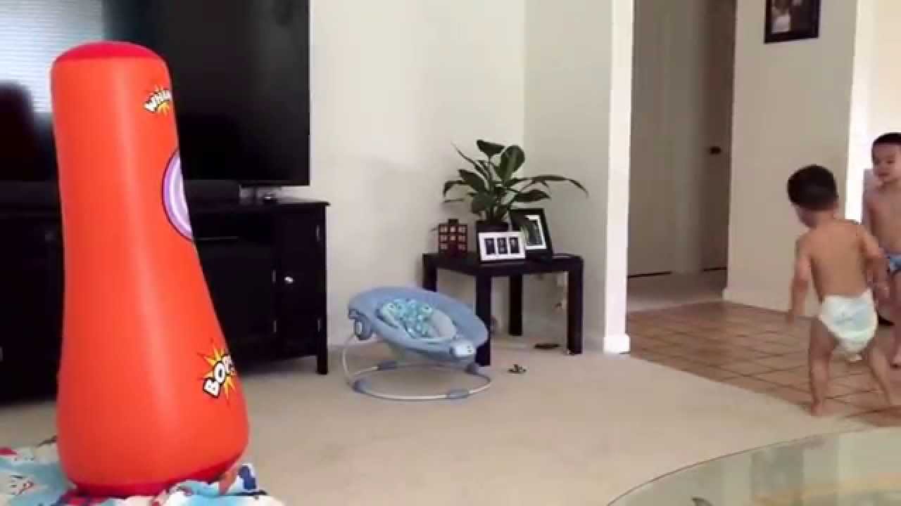 Room full of boppers, dixie chicks video
