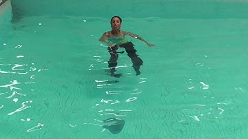 Marietta Mehanni Aqua instructor tip cross kick