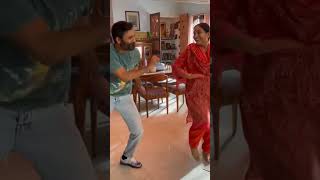 Dh And Saranya Dancing... Dh Neela Dance