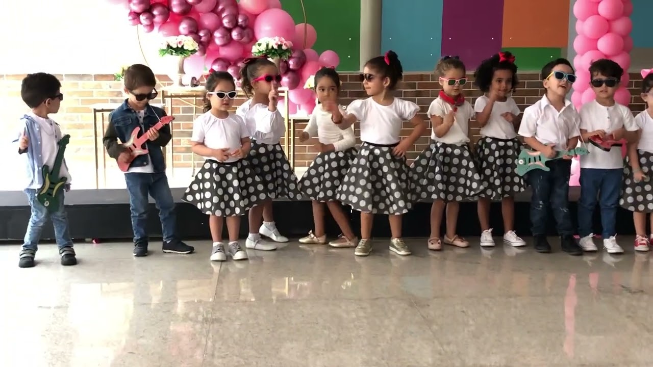 Splish Splash  Apresentação do Estêvão 3 anos B