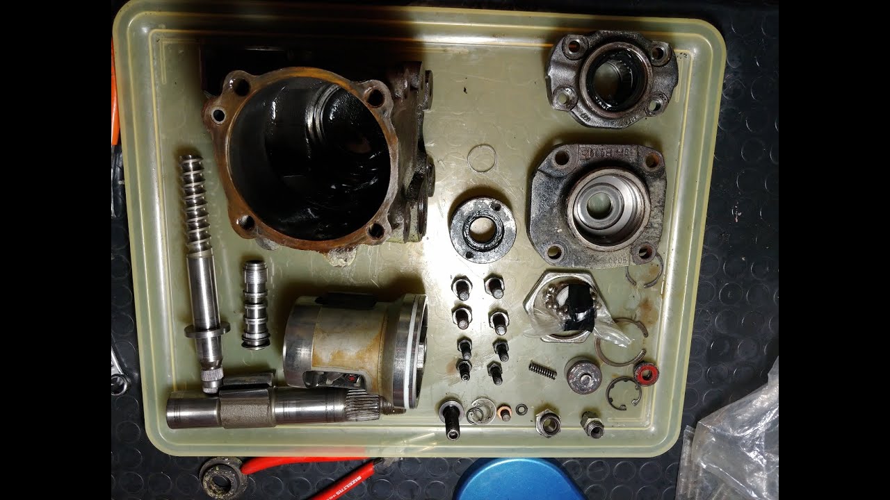 W123 Mercedes Benz Steering Box Rebuild. YouTube