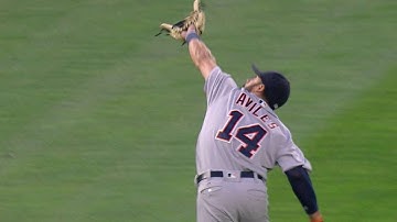 DET@SEA: Aviles hustles to make another great catch