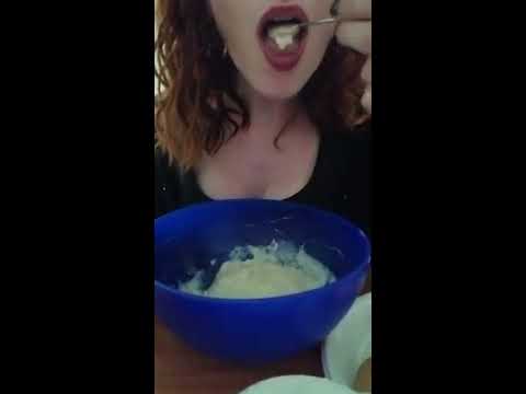 asmr-fit-food-eating-(no-talking):-porridge-oat-flakes,-rice-crackers,-gluten-free-integral-bread