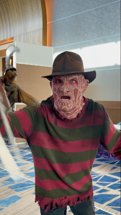 FREDDY KRUEGER COSPLAY SPOOKY EMPIRE #FreddyKrueger #Cosplay #SpookyEmpire #ComicCon