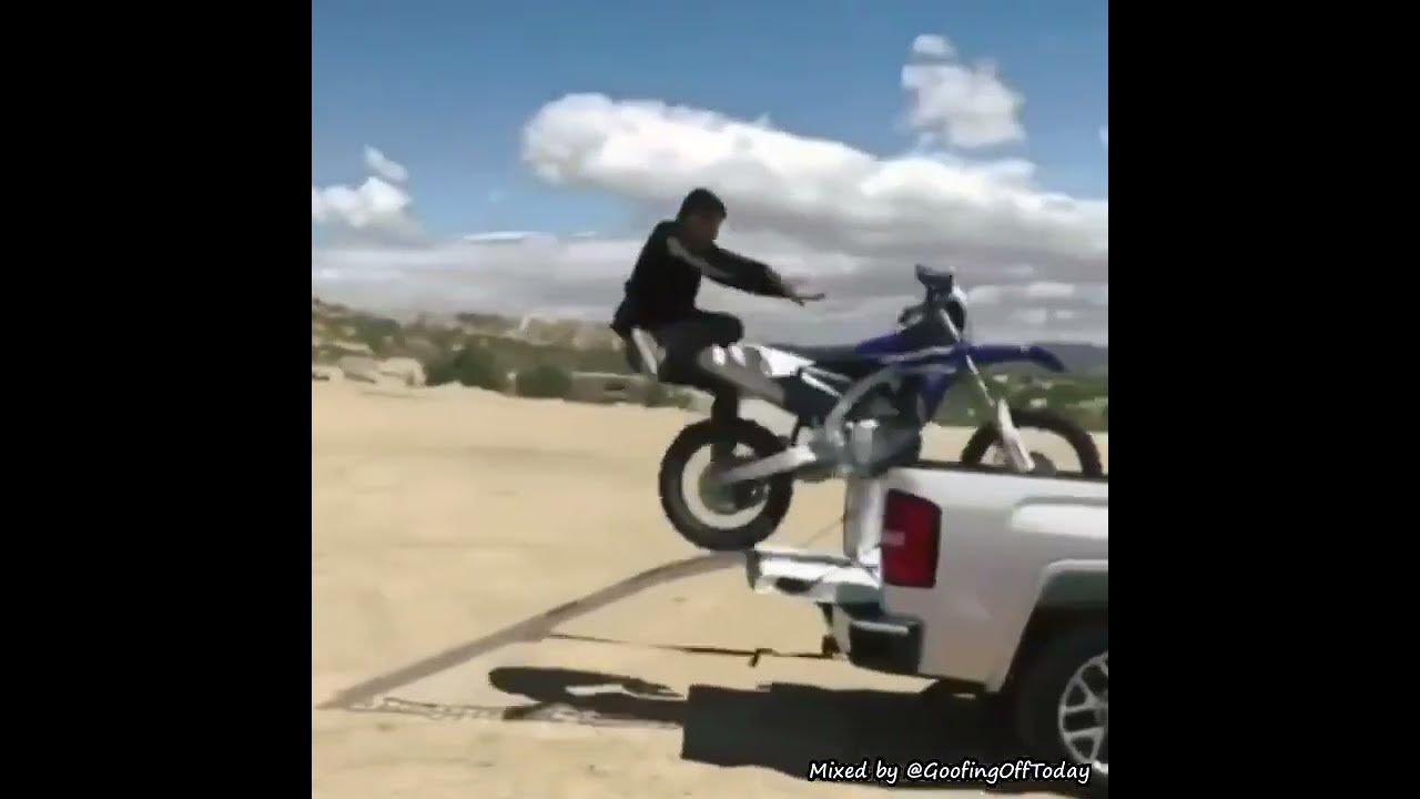 the-funniest-motorcycle-races-youtube