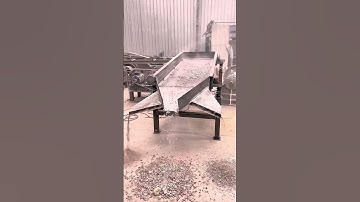 Vibrating screen with a width of 80 and a length of 2 meters#Vibratingscreen #screening #vibrating